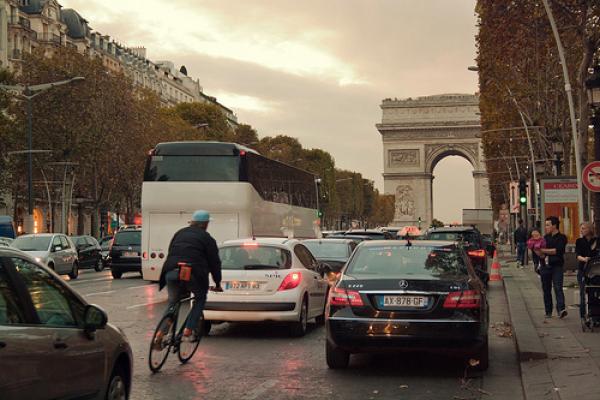 Consejos de seguridad para montar en bicicleta eléctrica