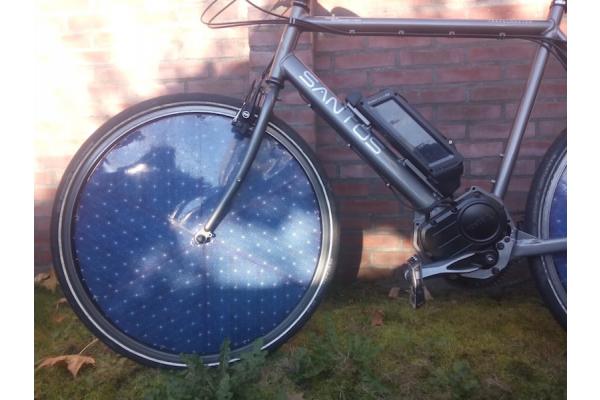 Bicicleta eléctrica solar