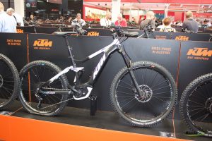 KTM macina 297 2019