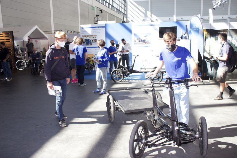 Cuatriciclo eléctrico de transporte